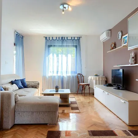 Casa vacanze Dora By Interhome